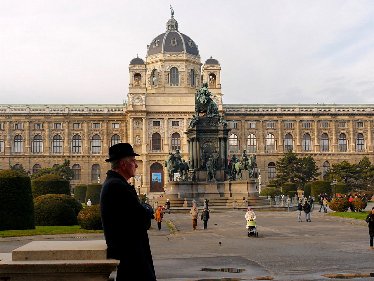 Symbols of the Vienna